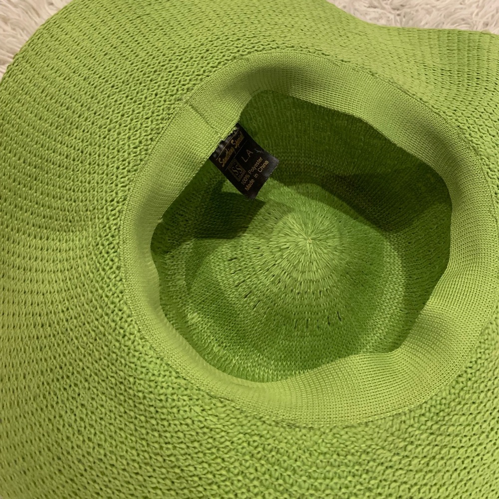 Beach 🏖 Hat - Picture 2 of 4